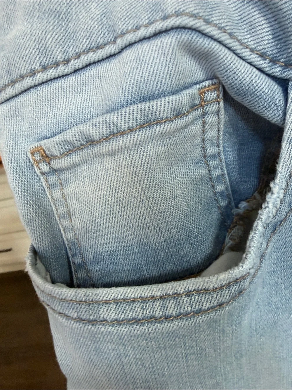 a.n.a Light Blue Embroidered Floral Skinny Ankle Raw Hem Stretch Denim Jeans 14 - Picture 4 of 8